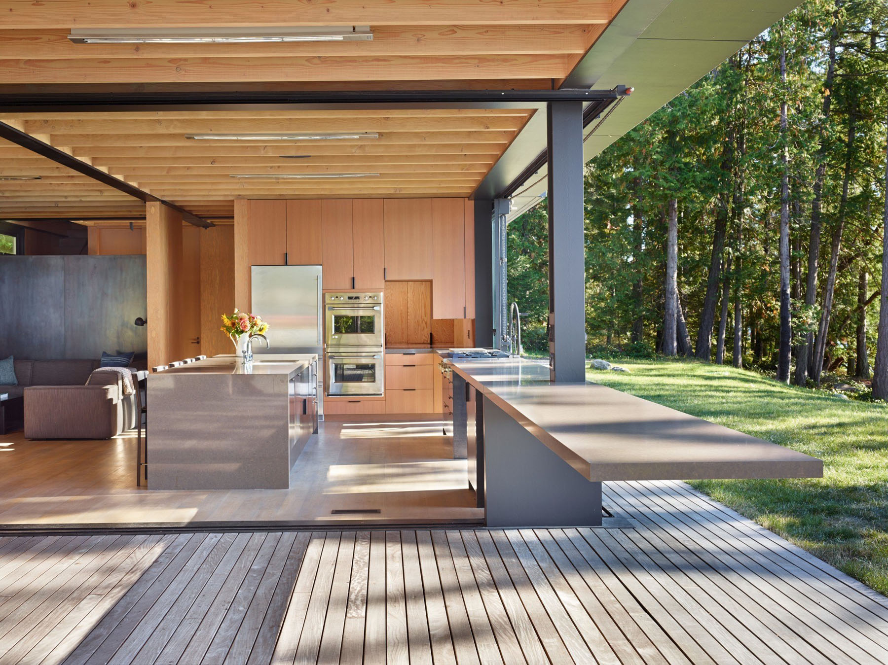 San-Juan-Islands-Waterfront-House_9 Modern Country Open Kitchen