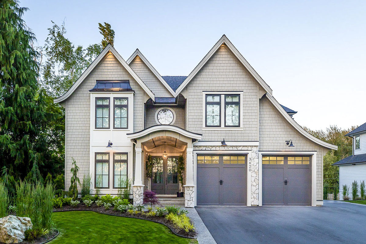 Contemporary Shingle Style House with Curb Appeal