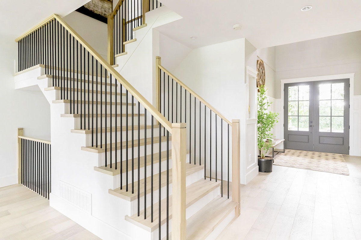 Contemporary Shingle Style House with Elegant Interiors