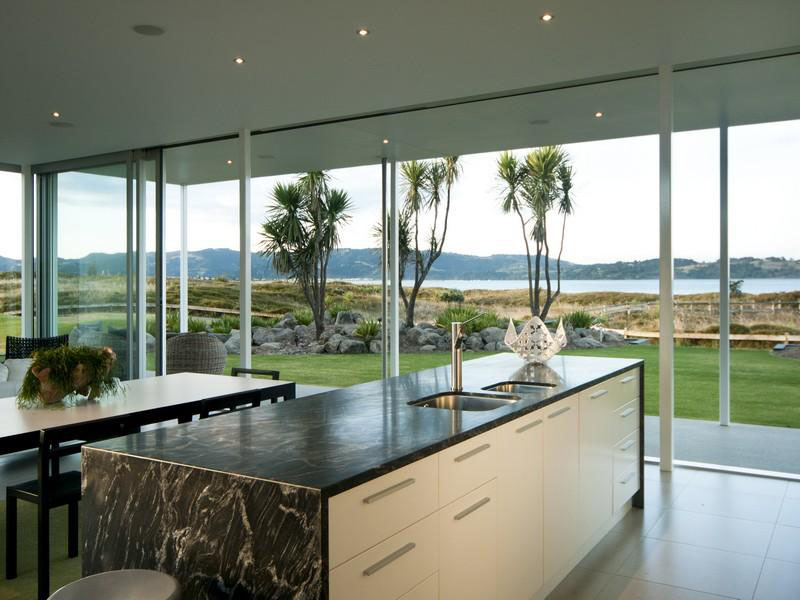 Single-Level-Beach-House_8 Beachfront-Home