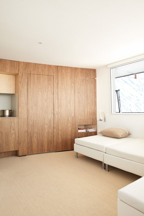 Ski-Resort-Apartment-Menuires_8