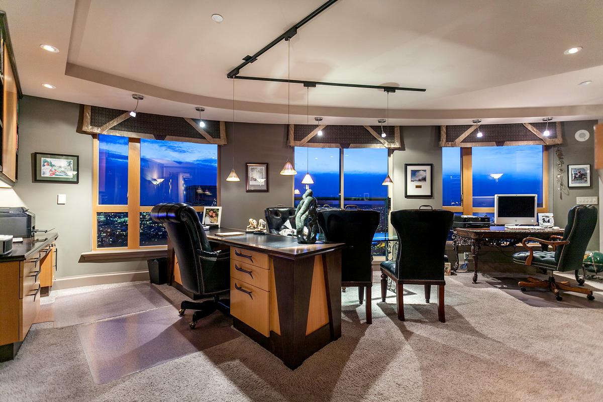 Sky-Penthouse-Mansion-Vancouver_12