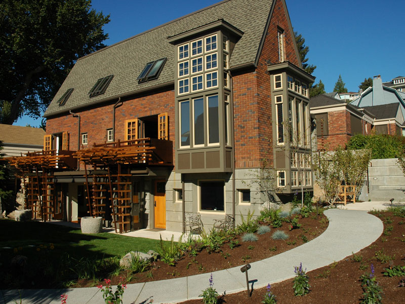 Small-House-Seattle_1