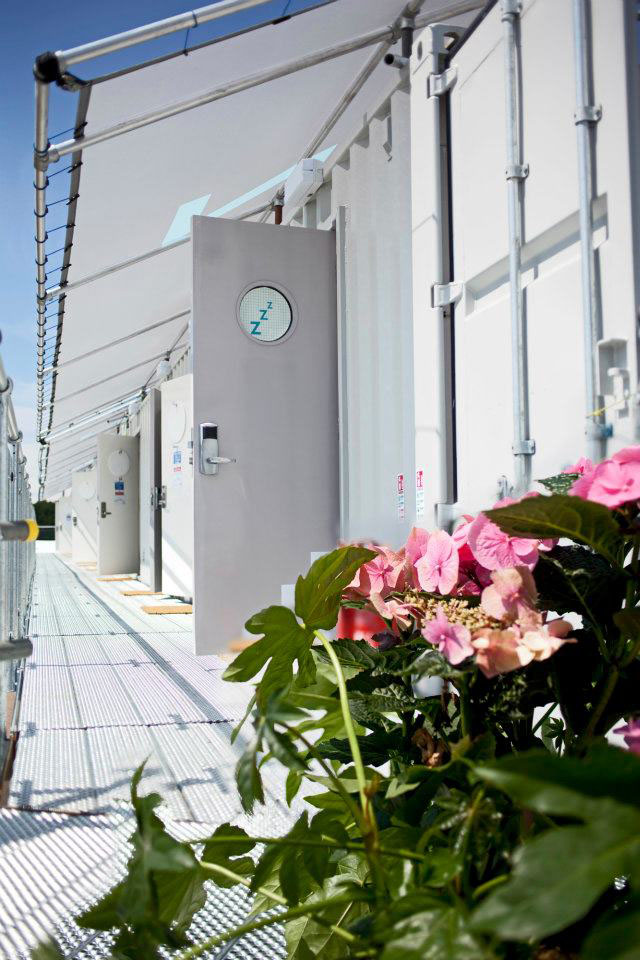 Snoozebox-Portable-Hotel_4