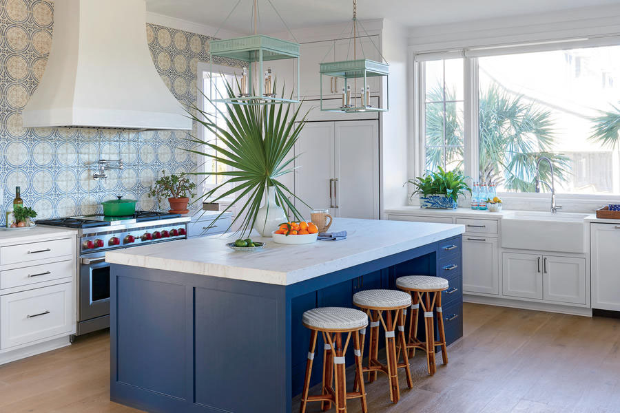 South-Carolina-Beach-House-Casual-Elegance-Retreat_5 Beachy, Blue Coastal Style Kitchen