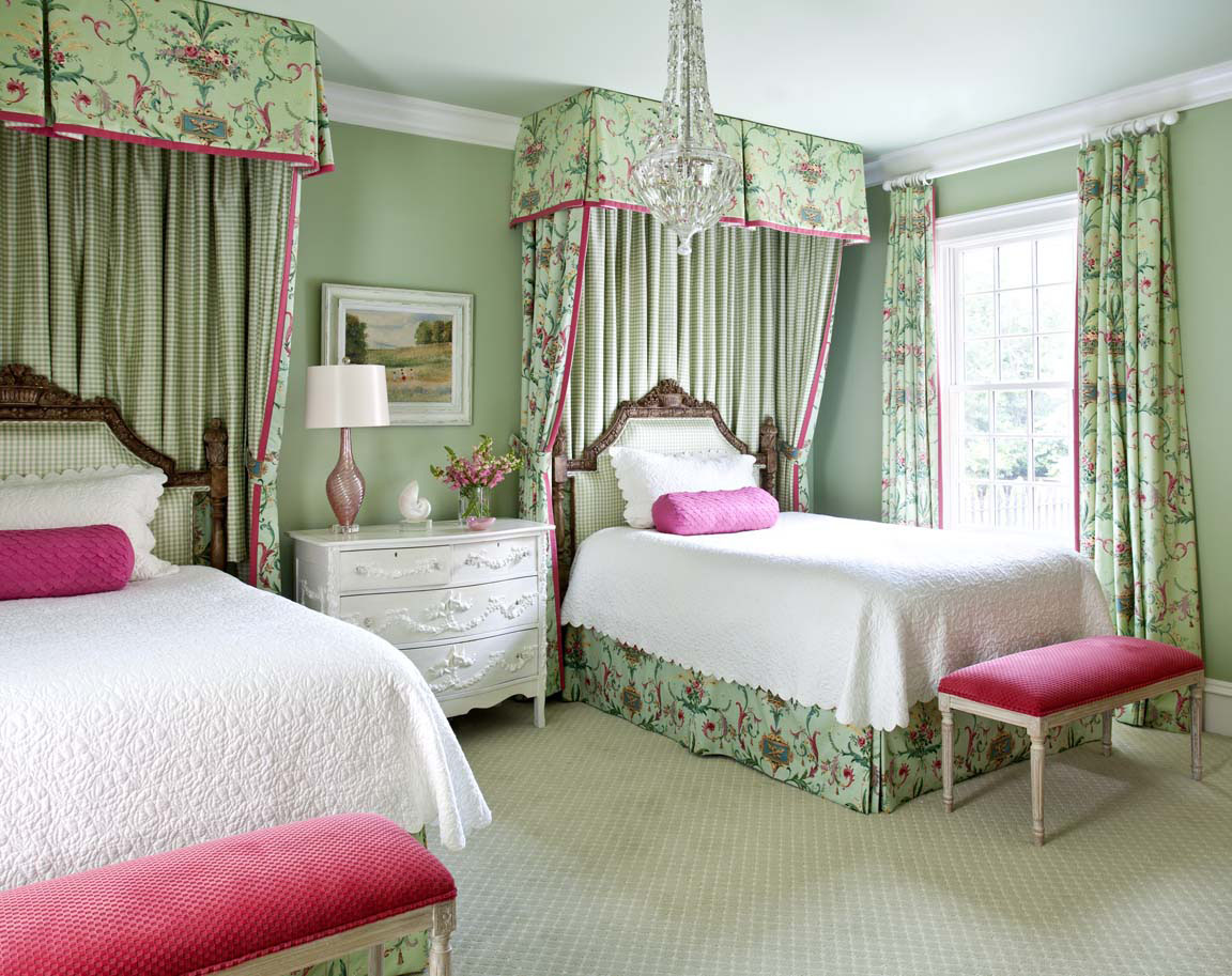 Splashes-of-Pink-Bedroom