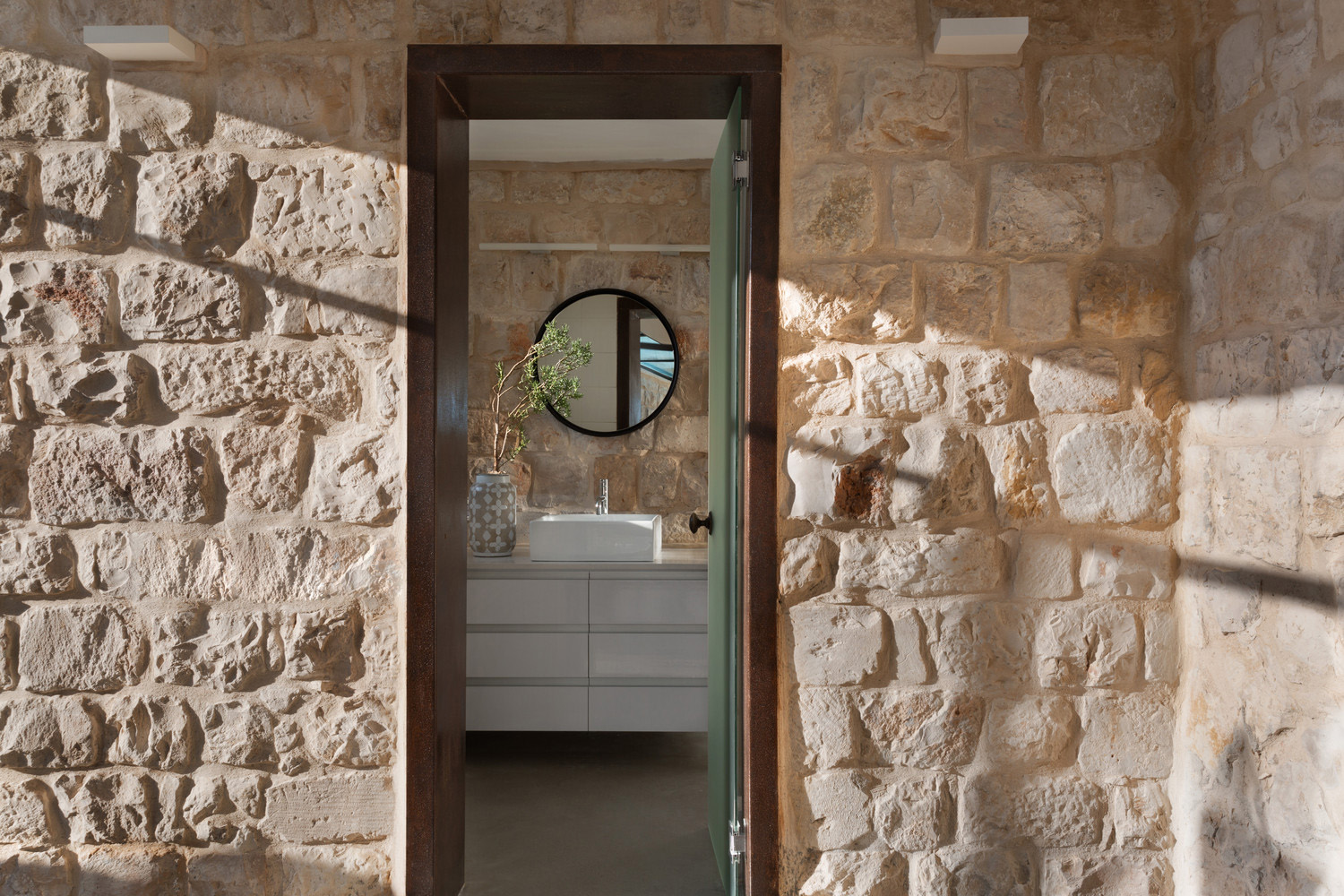 Stone-House-Safed-Israel_16