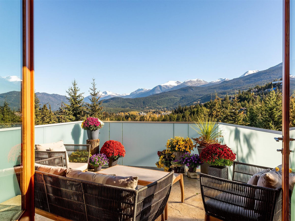 Luxury Stone Mountain Chalet - Whistler, British Columbia, Canada