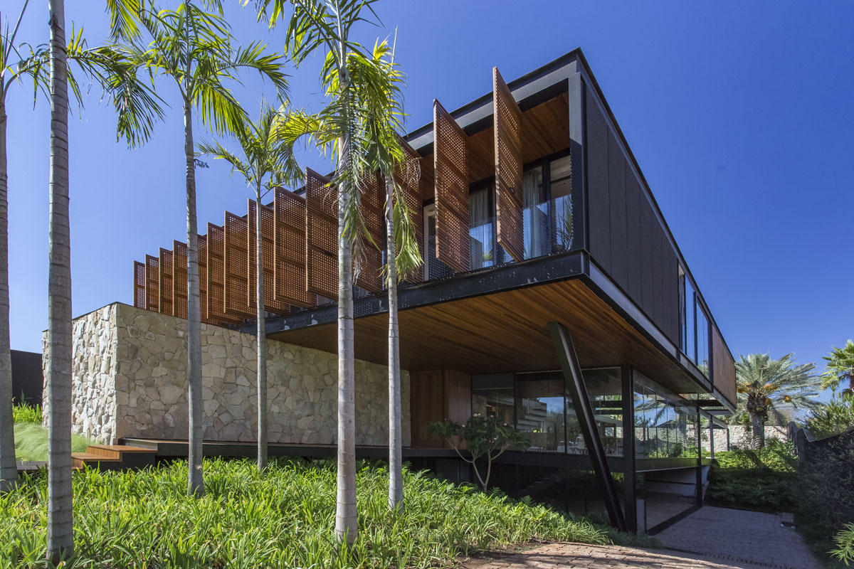 Stones-Walls-Wood-Glass-Metal-Modern-House-Brazil_2