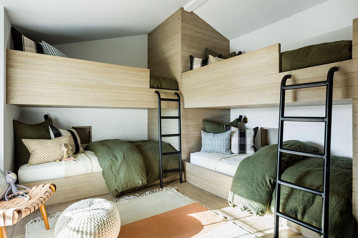 Modern Country Estate with Ranch Style Farmhouse Modern Country House Bunk Beds