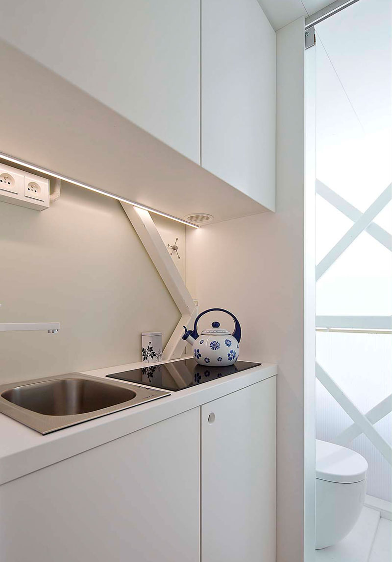 The-Keret-House_6 Tiny Micro Kitchen Unit
