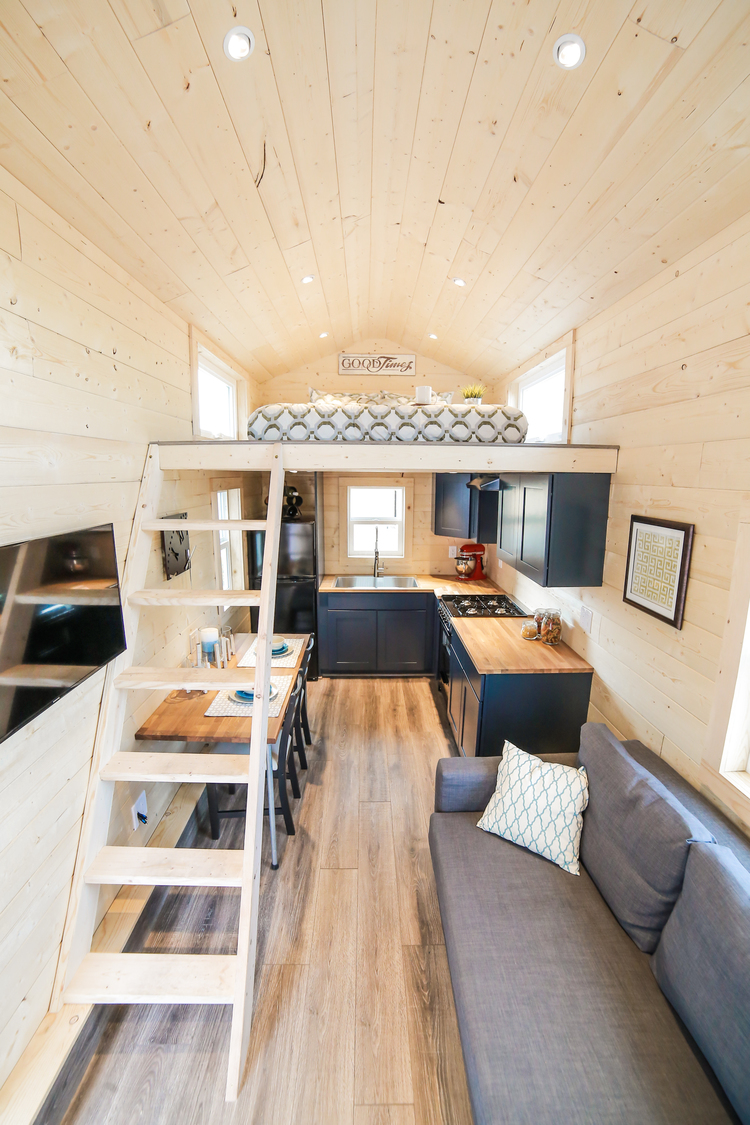 The-Mansion-Mobile-Tiny-House_13