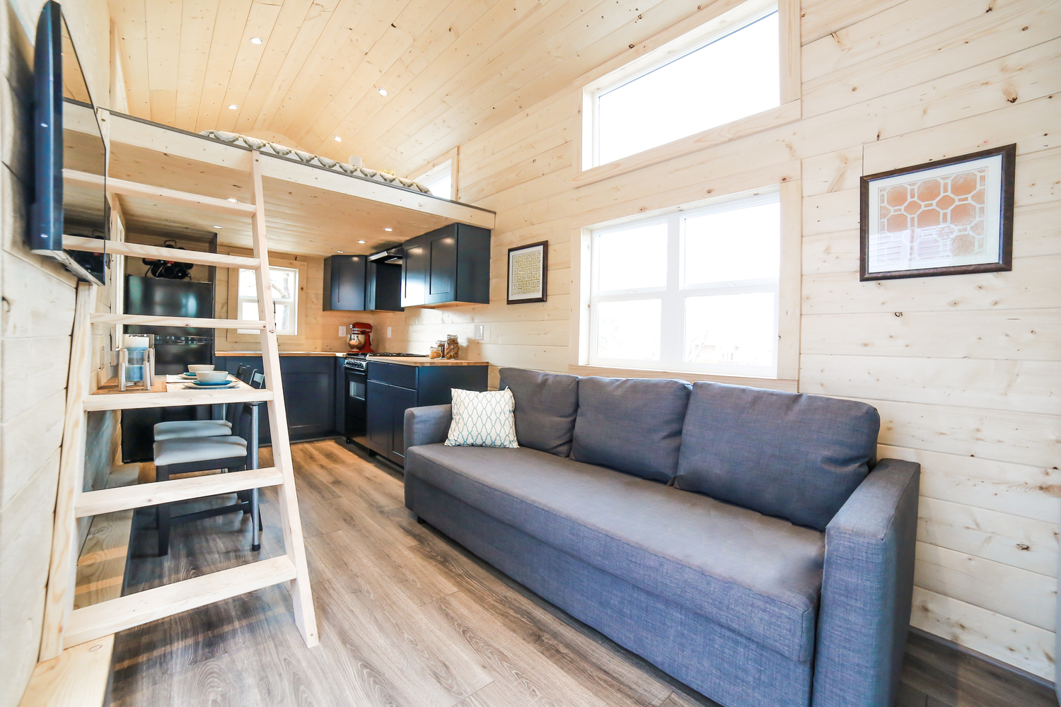 The-Mansion-Mobile-Tiny-House_3