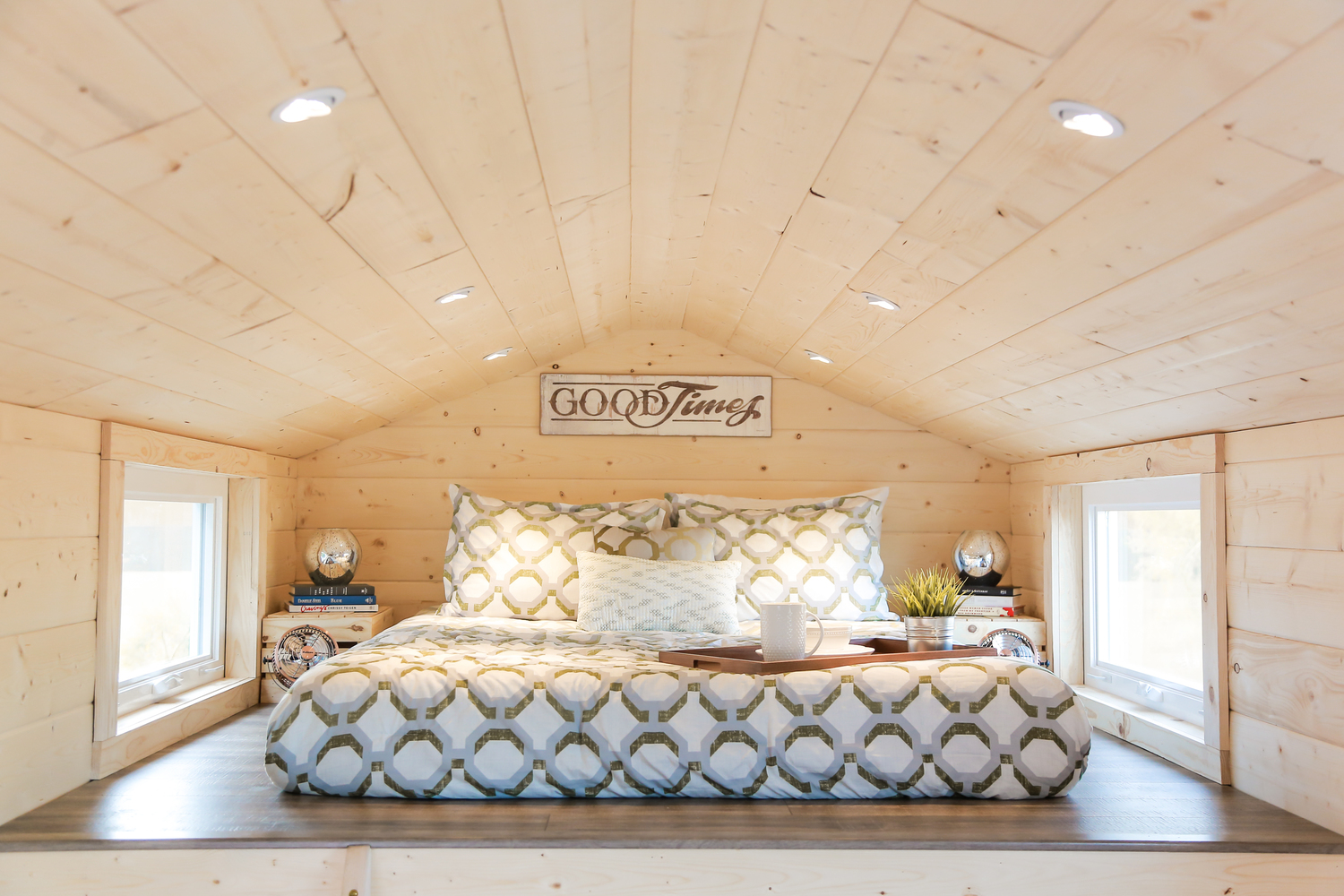 The-Mansion-Mobile-Tiny-House_6