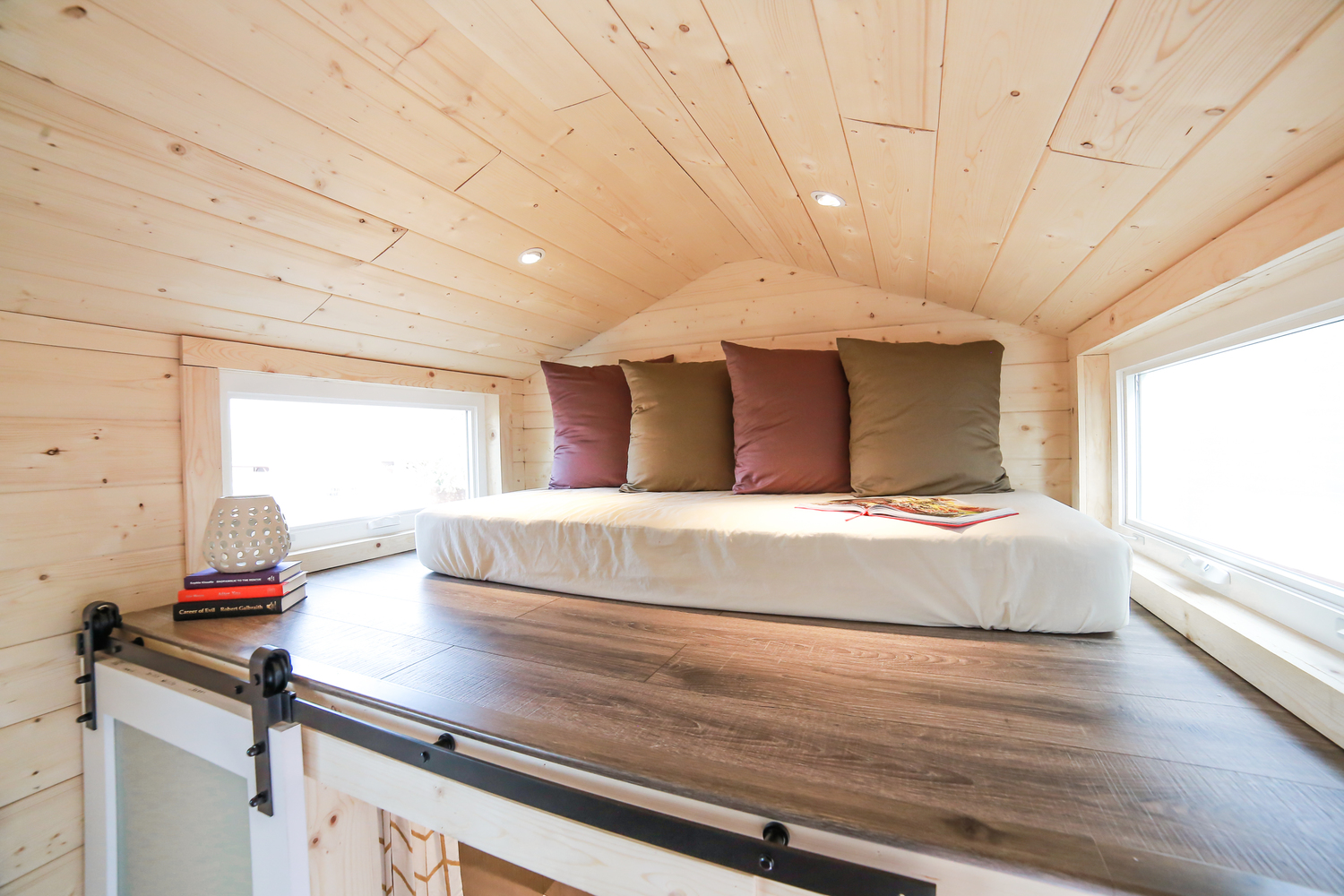 The-Mansion-Mobile-Tiny-House_8