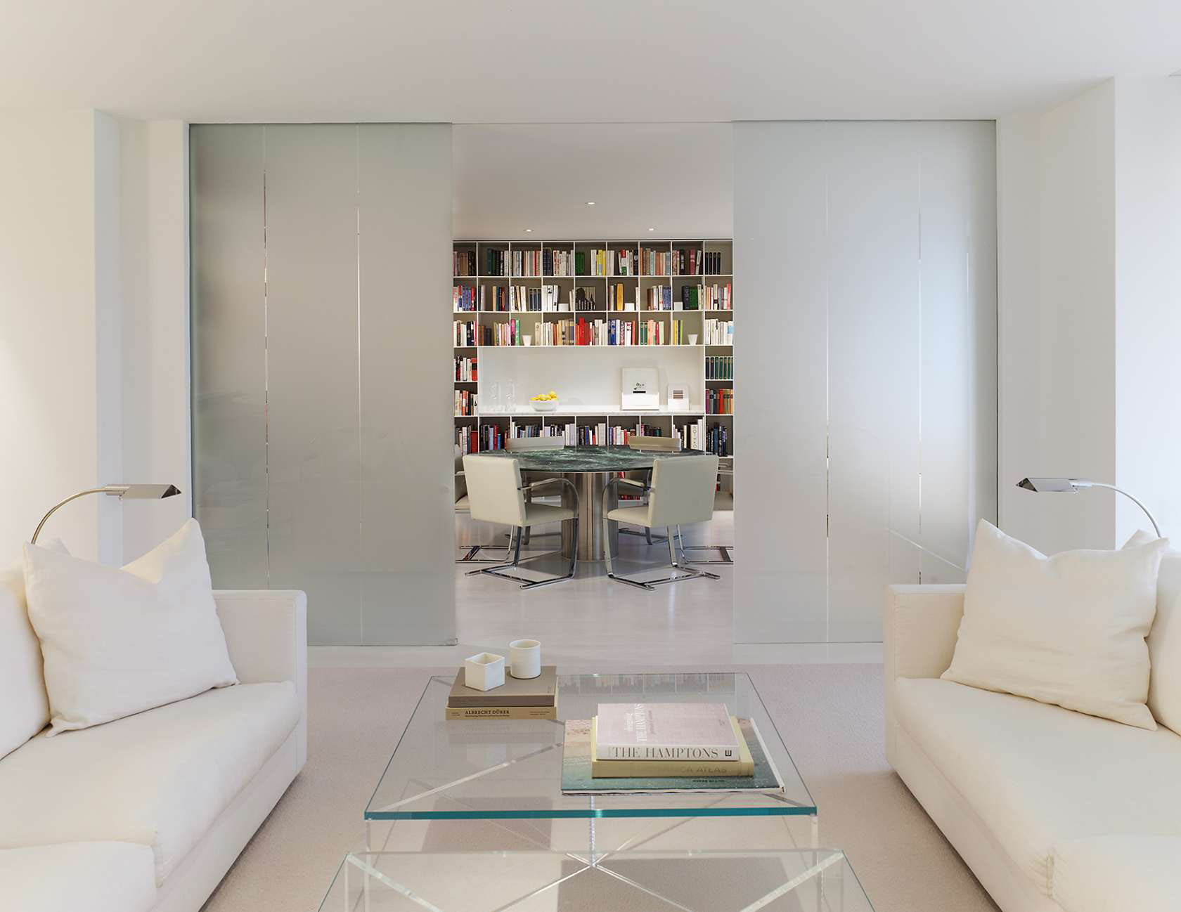 The-OK-Corral-Jacobsen_1 Elegant Minimalist Small Apartment