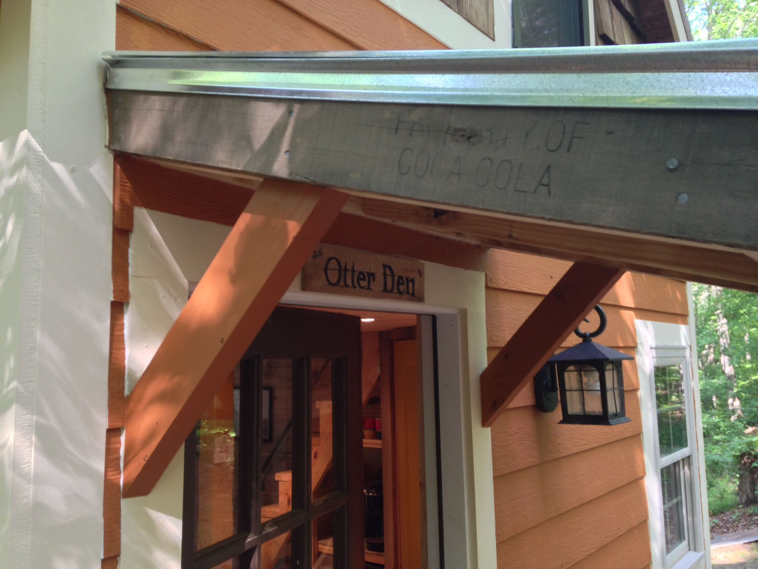 The-Otter-Den-Tiny-House_14