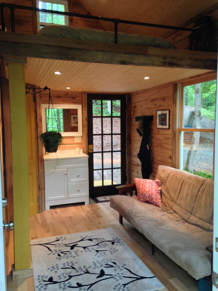 The-Otter-Den-Tiny-House_3