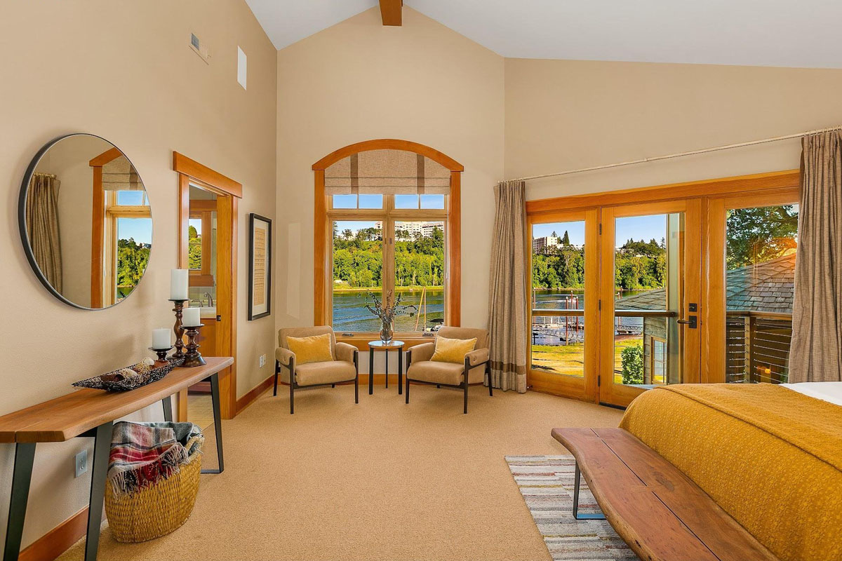 Riverside Timber Home - Lake Oswego, Oregon