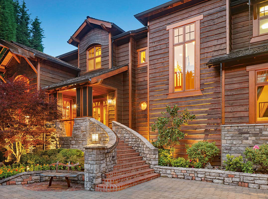 Riverside Timber and Stone House - Lake Oswego, Oregon