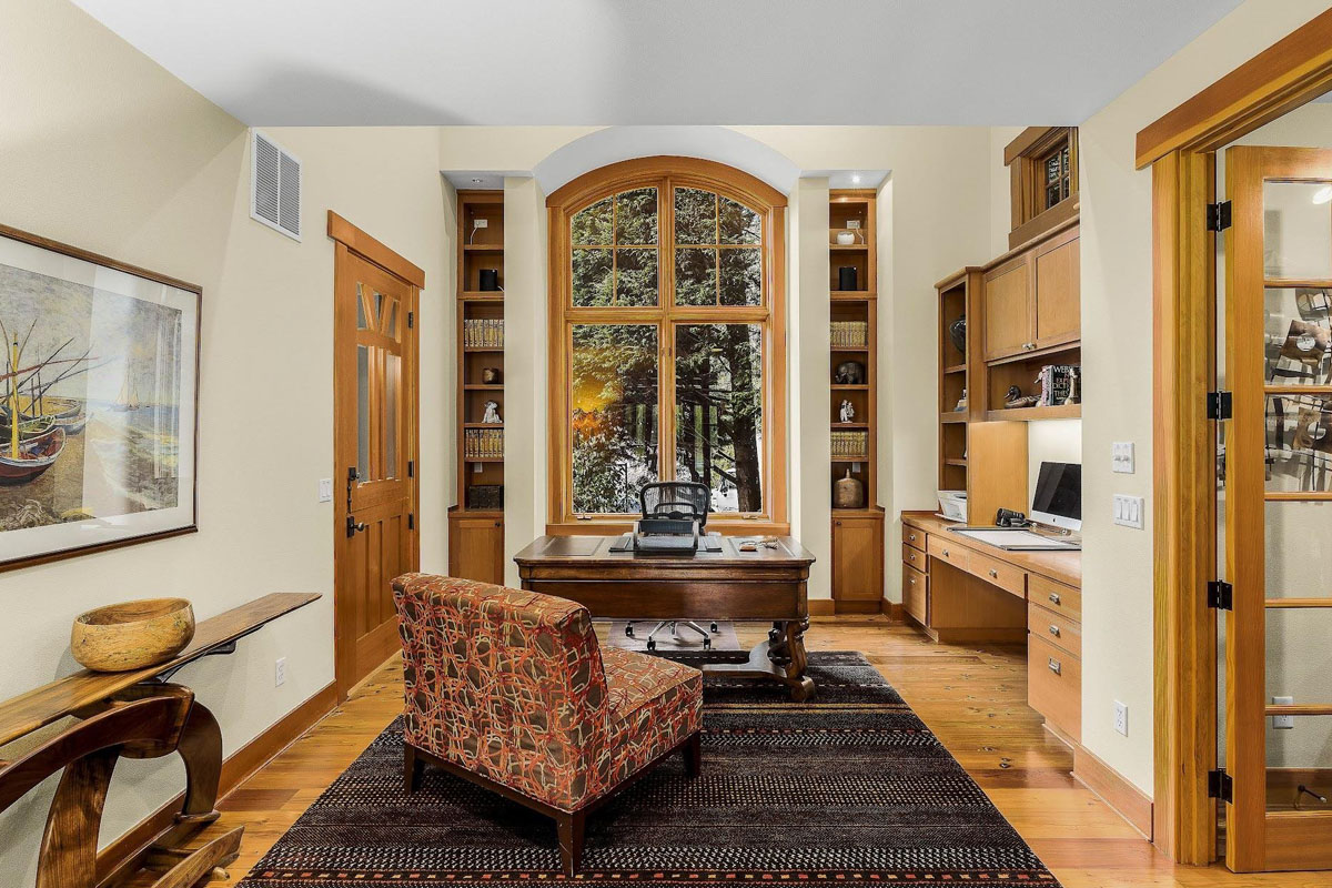 Riverside Timber Home - Lake Oswego, Oregon