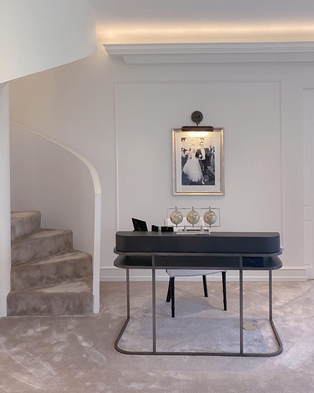 Timeless Elegant Interior Decor