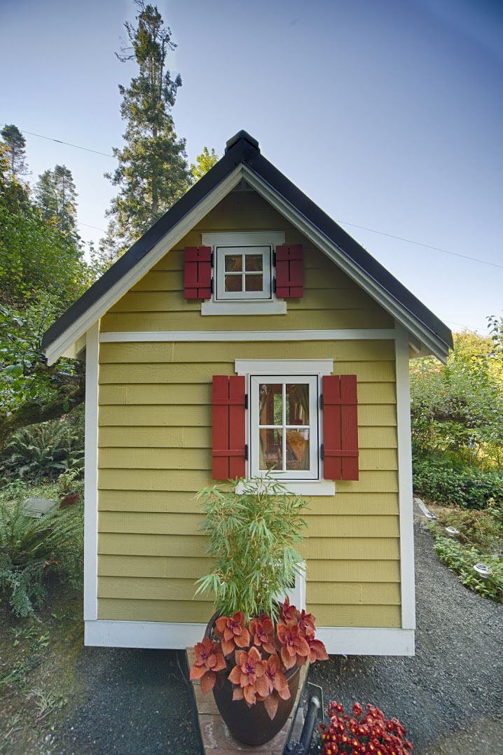 Tiny-Bungalow-House-Fencl_15 Tiny Bungalow