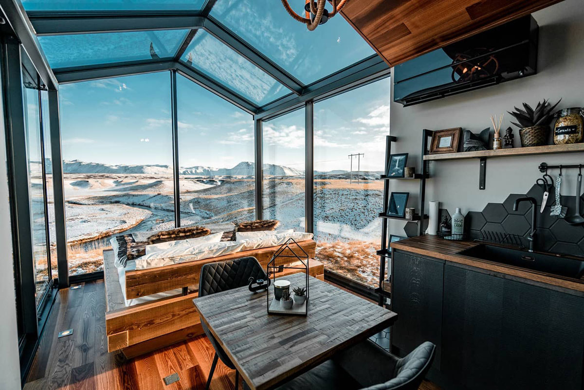 Tiny Vacation Glass Lodge - Iceland