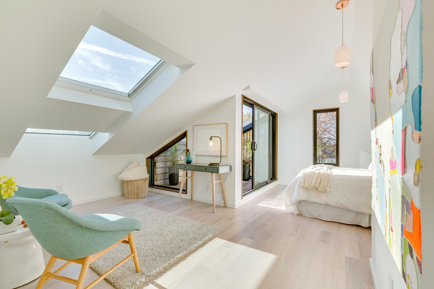 Toronto-Beaches-Energy-Efficient-Modern-Home_10