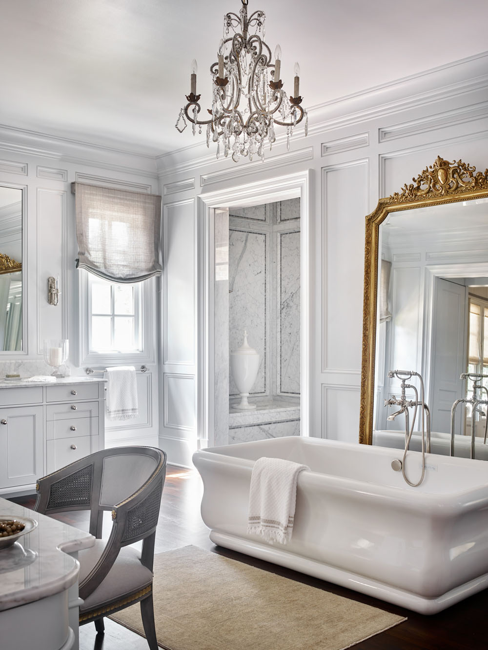 Classic Elegant Style Home Decor - Atlanta, Georgia