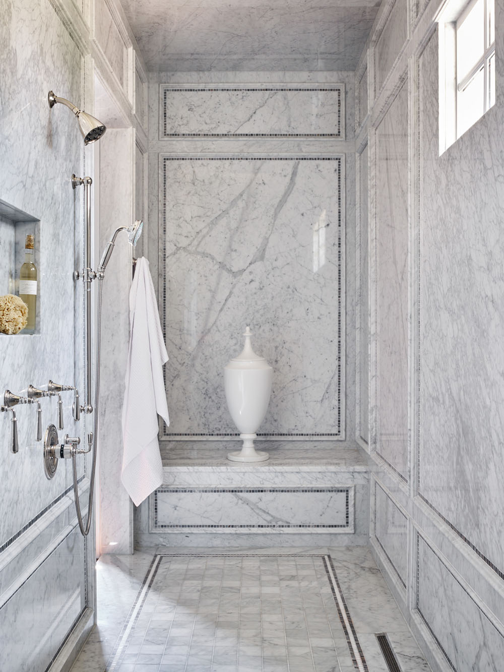 Classic Elegant Style Home Decor - Atlanta, Georgia