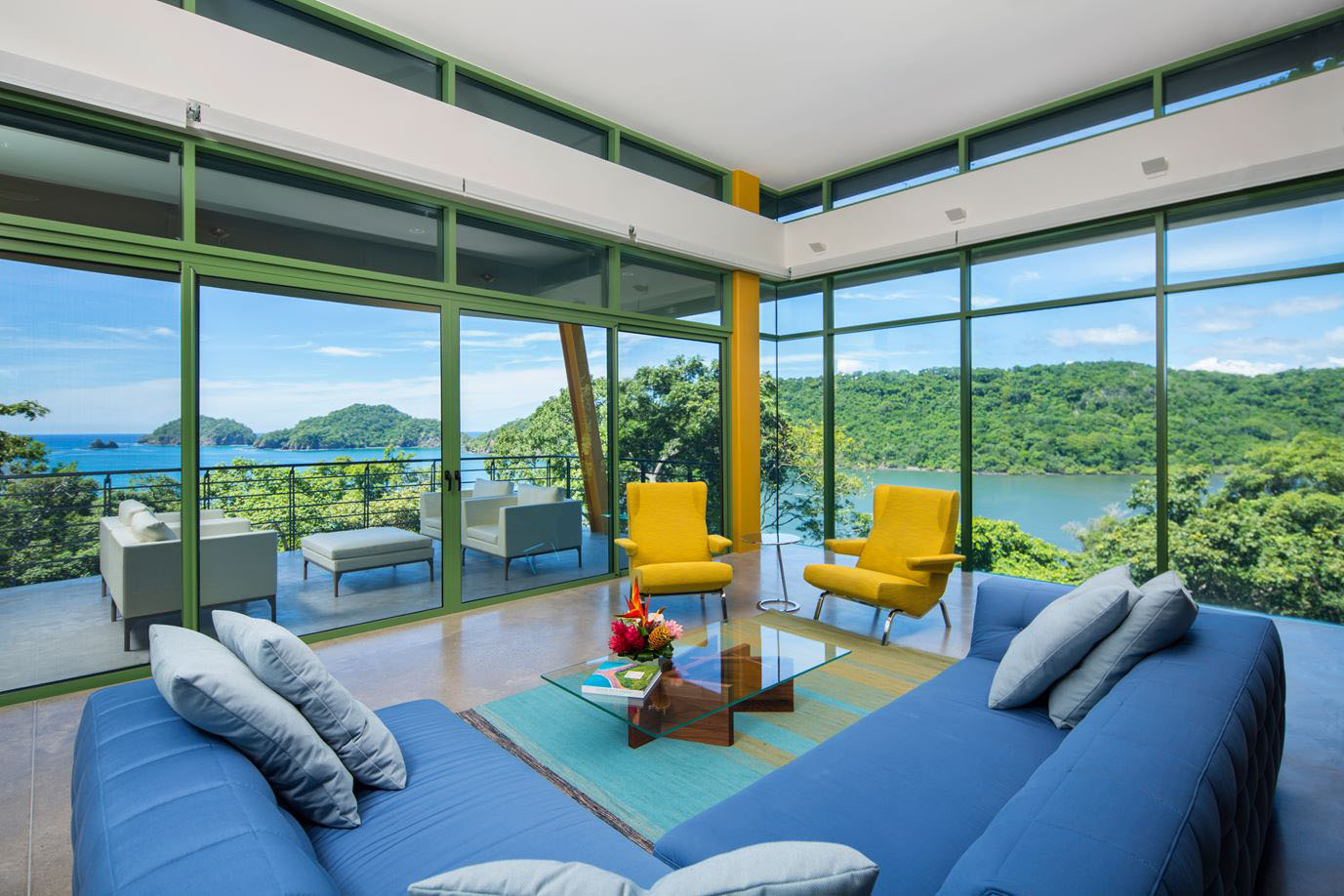 Tropical-Modern-House-Costa-Rica_11 Jungle House with Bay View
