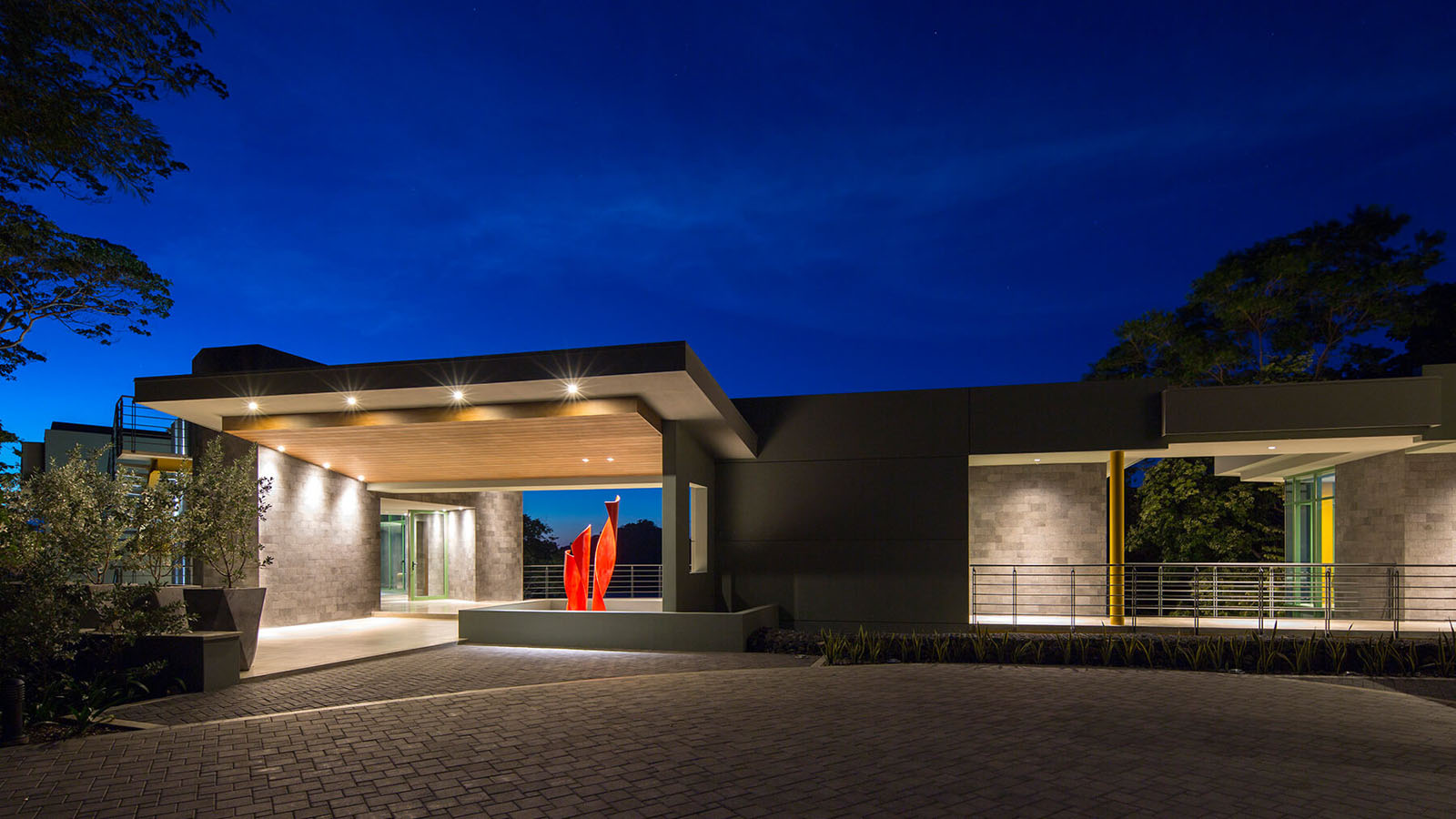 Tropical-Modern-House-Costa-Rica_25