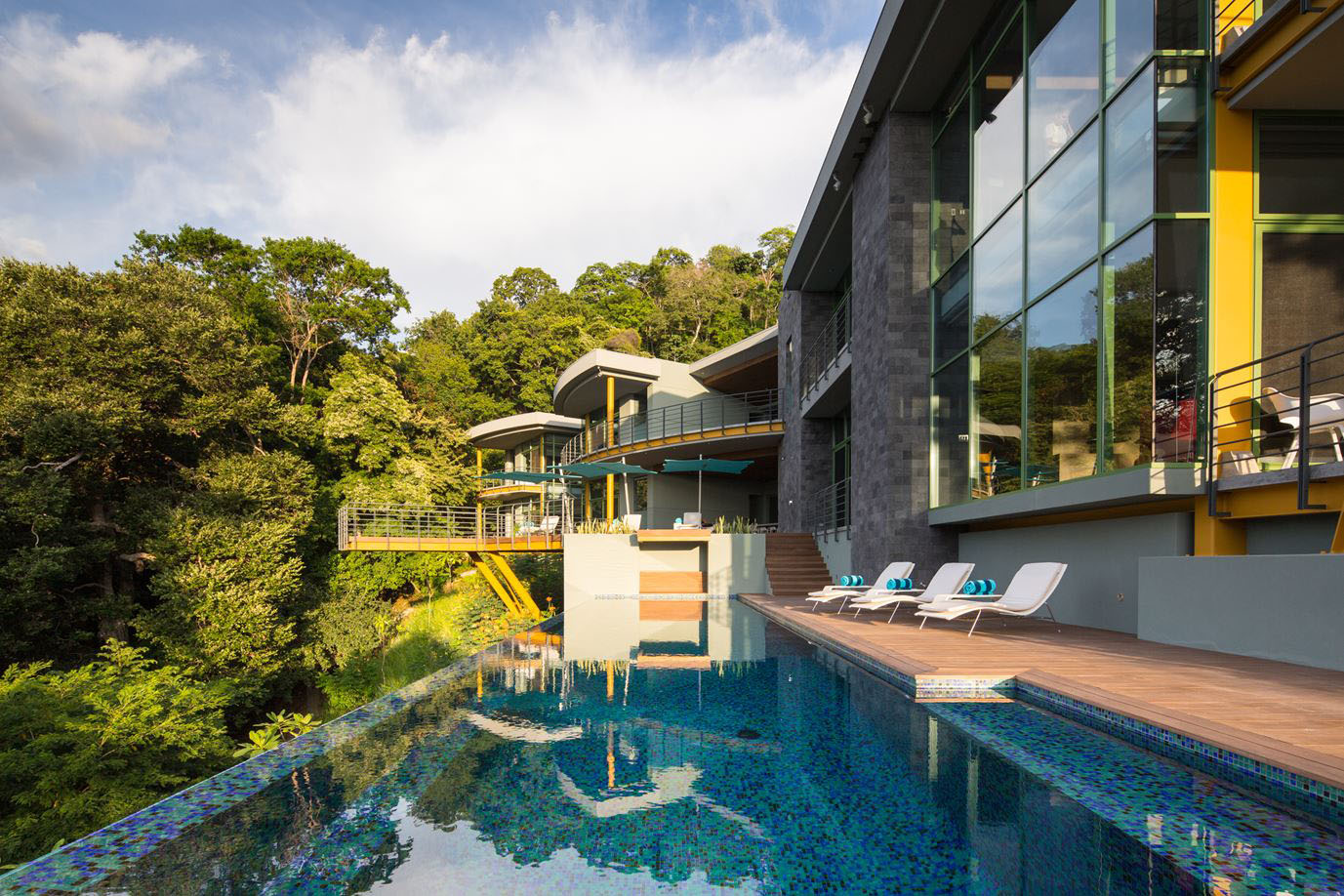 Tropical-Modern-House-Costa-Rica_4