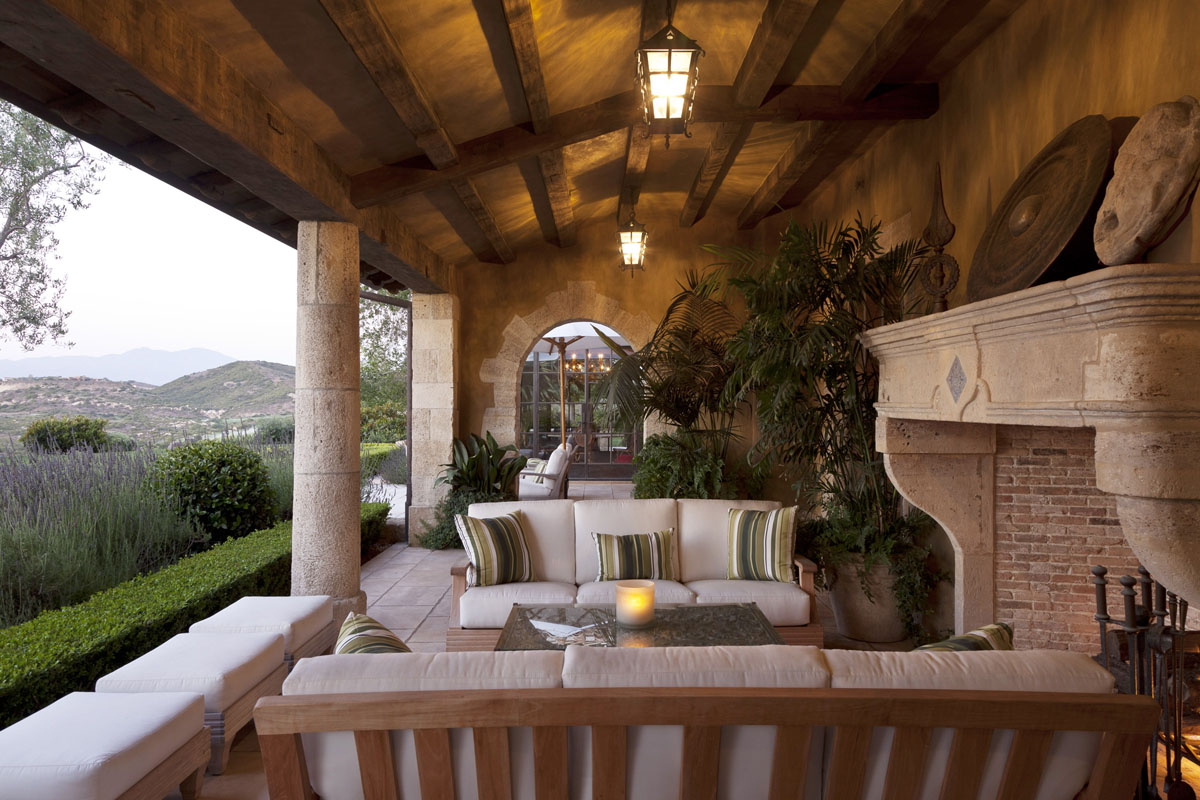 Tuscan Farmhouse Villa - Irvine, California