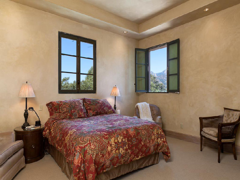 Tuscan-Style-Villa-California_13