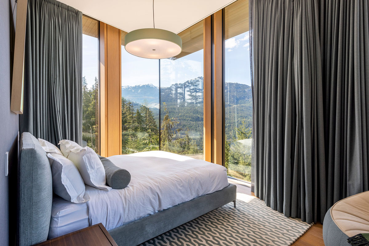Modern Mountain Getaway with Valley and Lake Views - Whistler, British Columbia, Canada