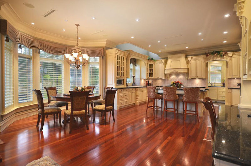 Vancouver-West-Lavish-Home_9
