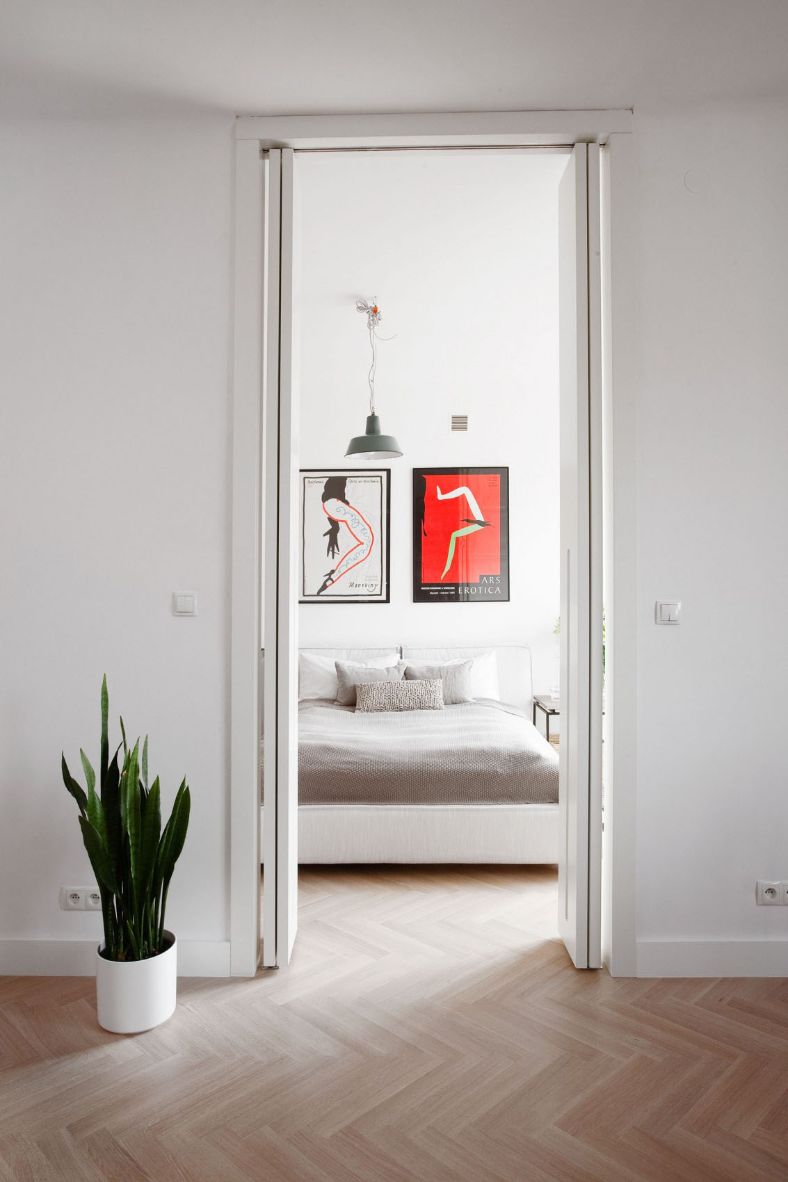 Warsaw-Small-Apartment_8